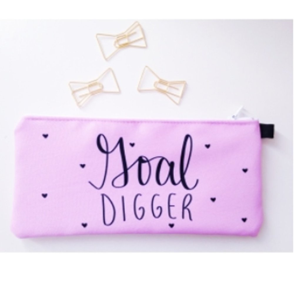Goal Digger Pouch - Picture 3 of 3